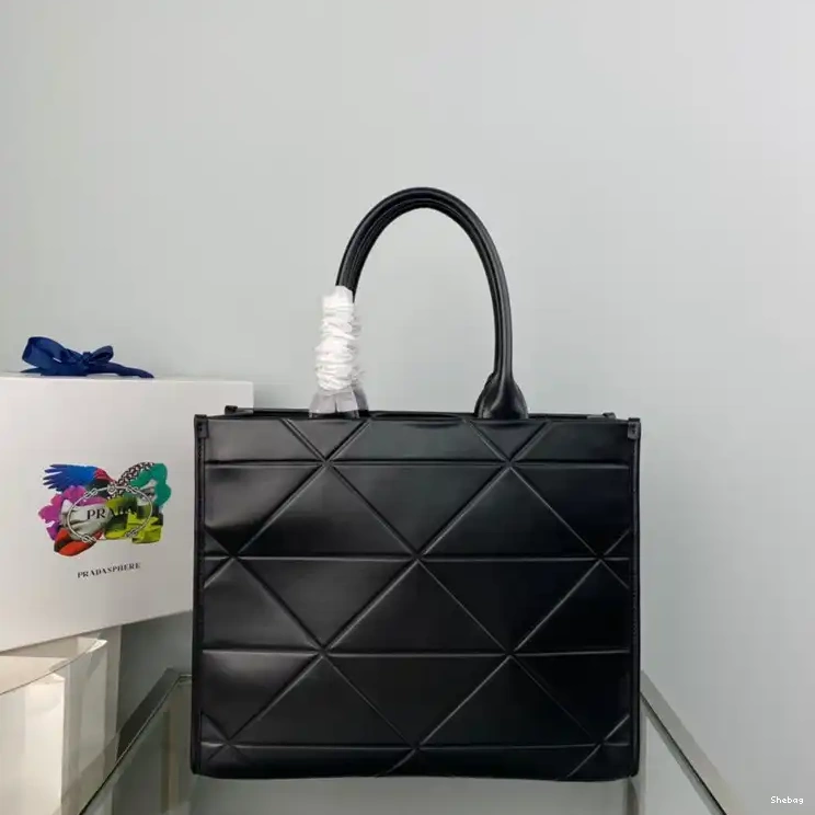 2212YA0030 Prada Bag 0814